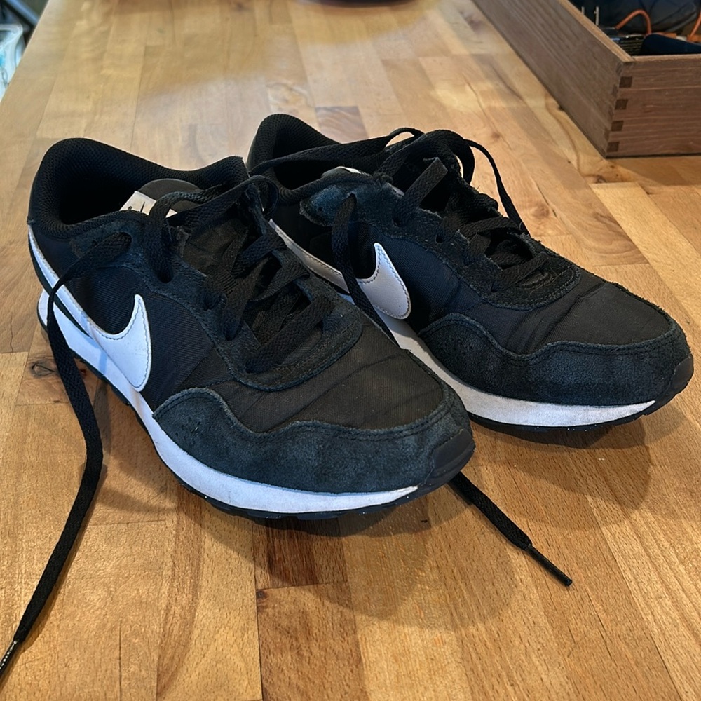 Black Nikes